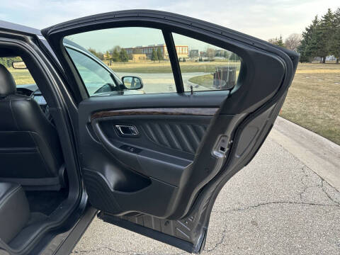 2016 Ford Taurus Limited