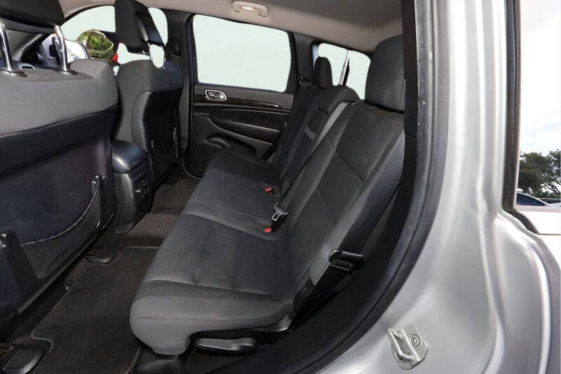 2012 Jeep Grand Cherokee Laredo