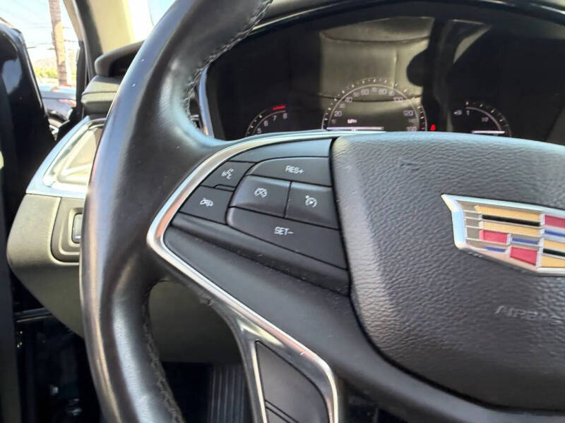 2017 Cadillac XT5 Luxury