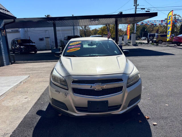 2013 Chevrolet Malibu for sale at Michael Johnson @ Allens Auto Sales Hopkinsville in Hopkinsville, KY