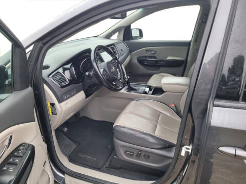 2016 Kia Sedona