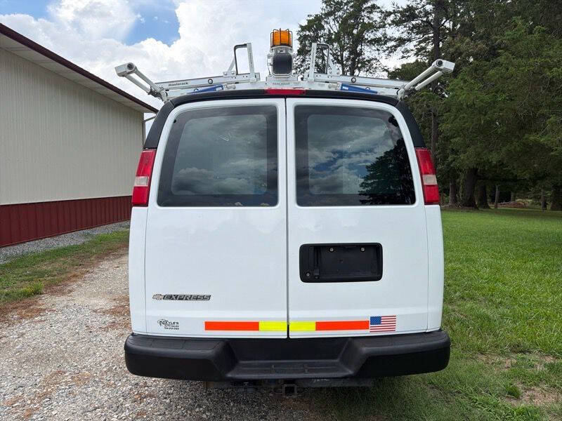 2017 Chevrolet Express 2500
