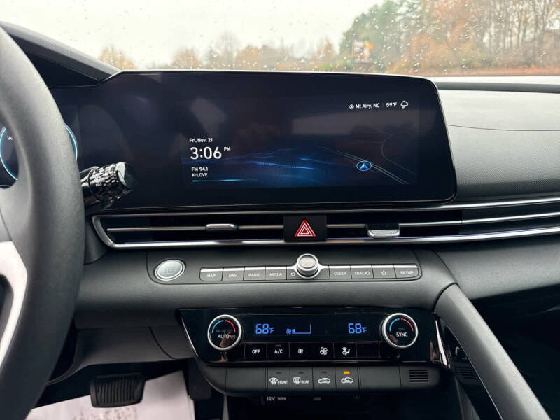 2024 Hyundai Elantra Hybrid Blue