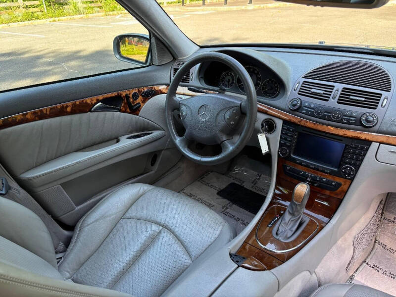 2004 Mercedes-Benz E-Class E 320
