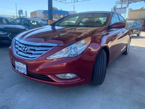2013 Hyundai Sonata for sale at Hunter's Auto Inc in North Hollywood CA