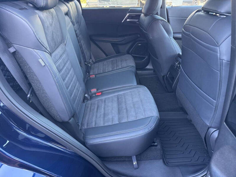 2026 Mitsubishi Outlander SE