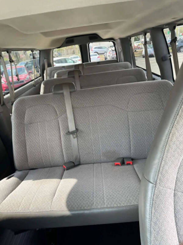 2016 Chevrolet Express LT 3500
