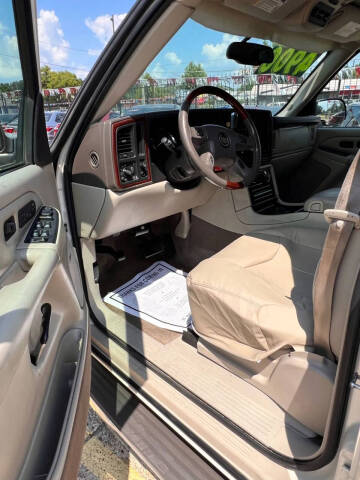 2005 Cadillac Escalade
