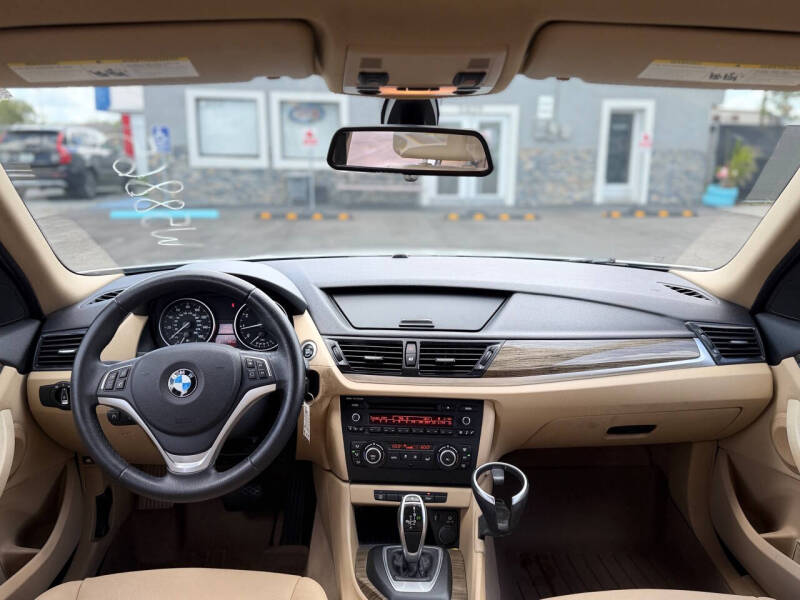 2015 BMW X1 sDrive28i