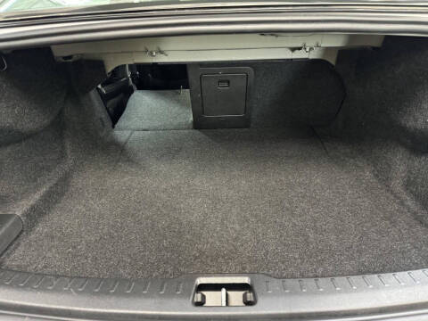 2024 Volvo S60 B5 Plus Dark Theme