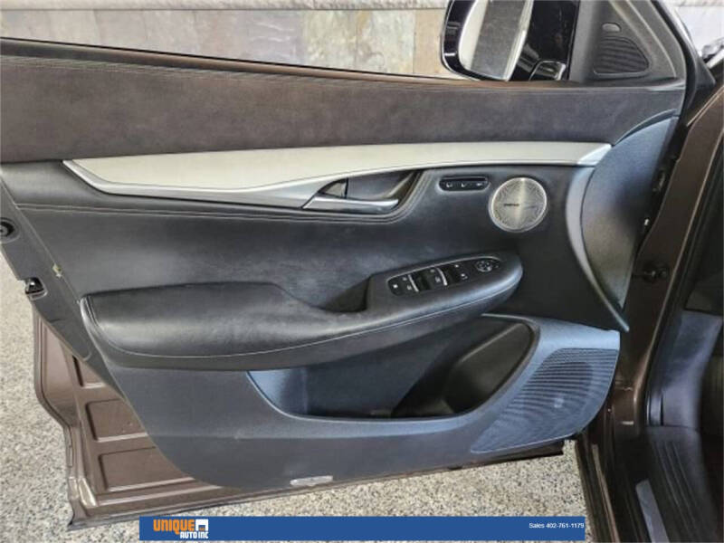 2019 Infiniti QX50 Essential