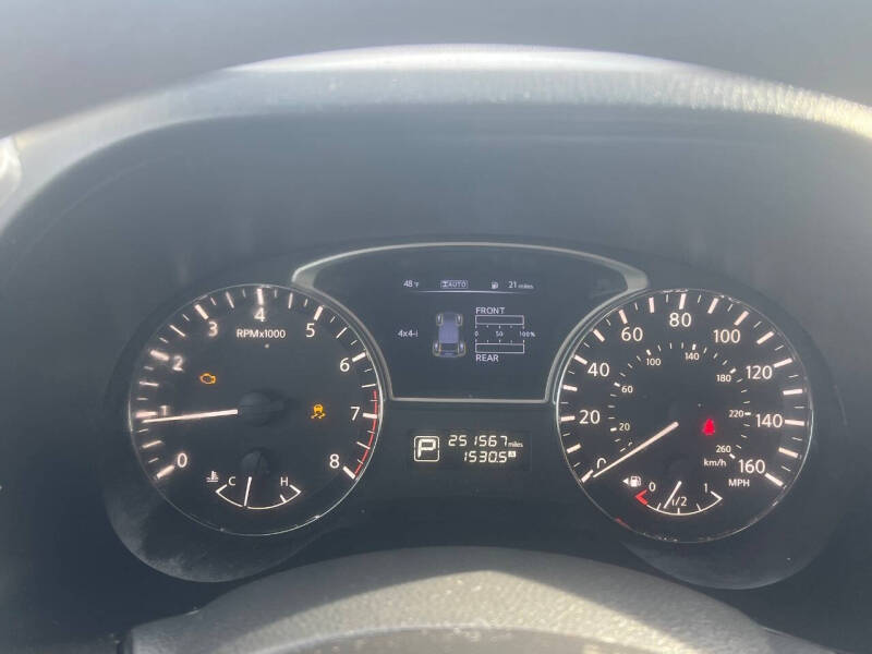 2015 Nissan Pathfinder SL