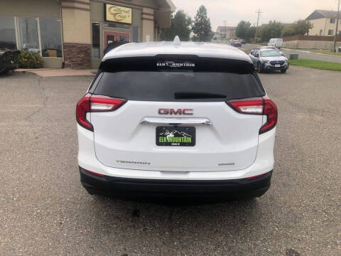 2024 GMC Terrain SLE