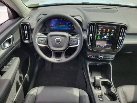 2026 Volvo XC40 B5 Core