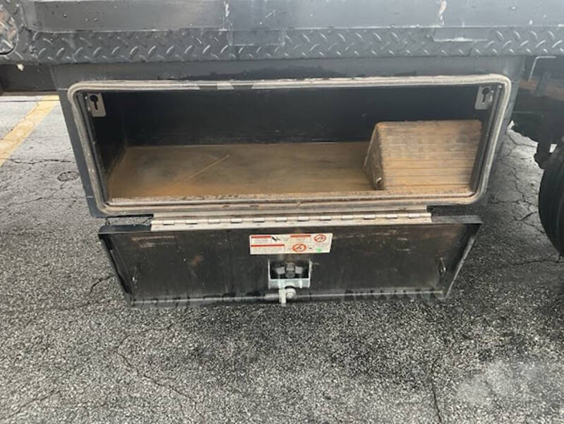 2022 Chevrolet Silverado 5500HD