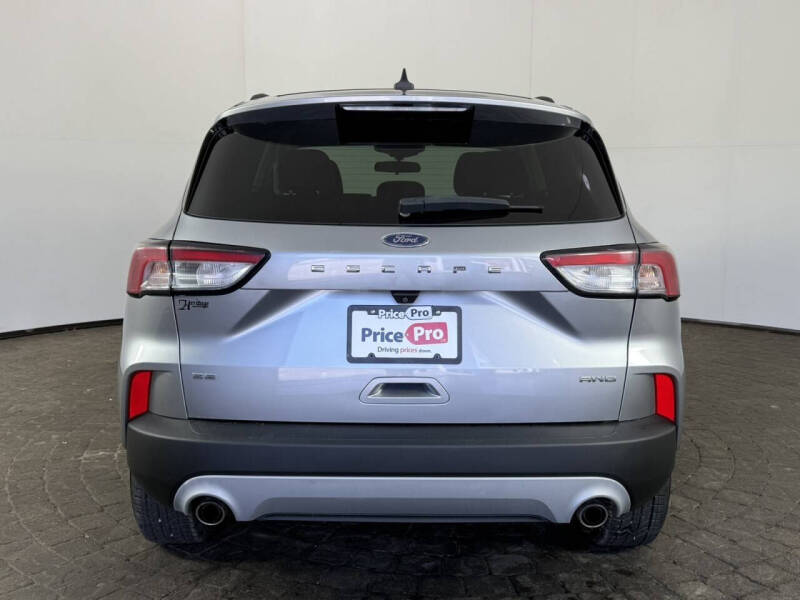 2021 Ford Escape SE