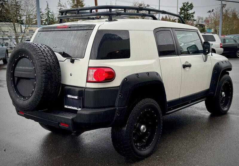 2011 Toyota FJ Cruiser