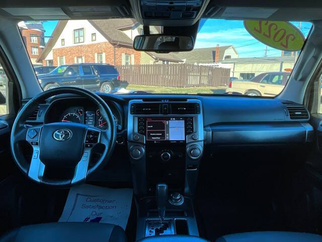 2022 Toyota 4Runner SR5 Premium