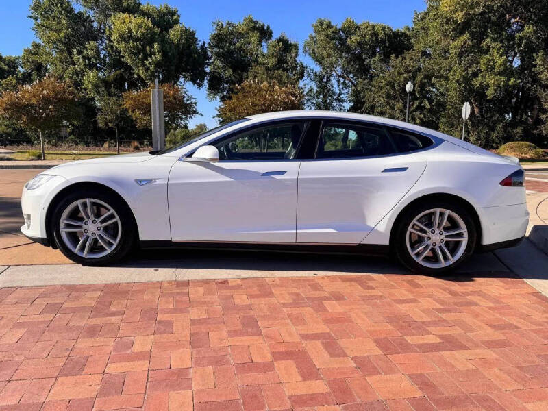 2014 Tesla Model S