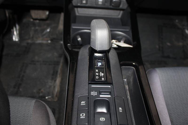 2023 Toyota Prius LE