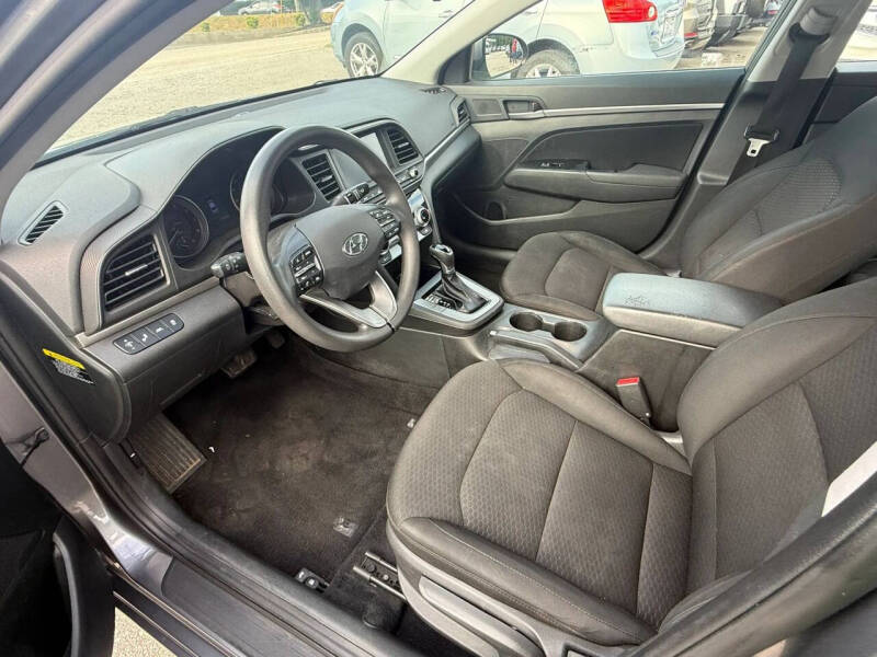 2019 Hyundai Elantra