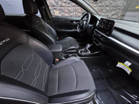 2023 Kia Forte GT-Line