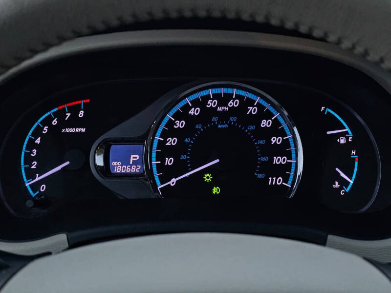 2011 Toyota Sienna XLE 8-Passenger