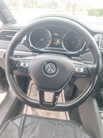 2016 Volkswagen Jetta 1.8T Sport