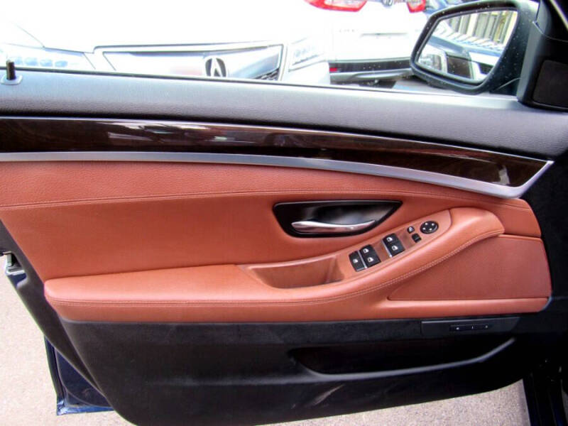 2012 BMW 5 Series 528i xDrive