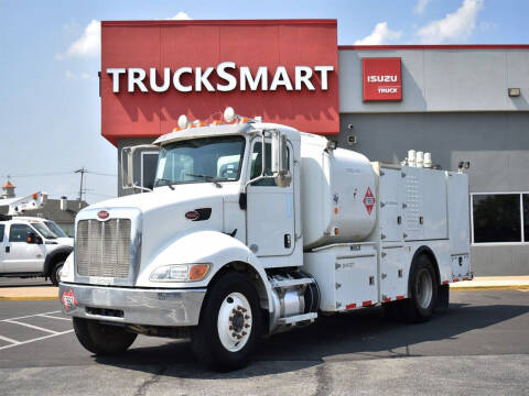 2015 Peterbilt 337