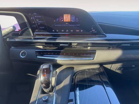 2024 Cadillac Escalade Sport