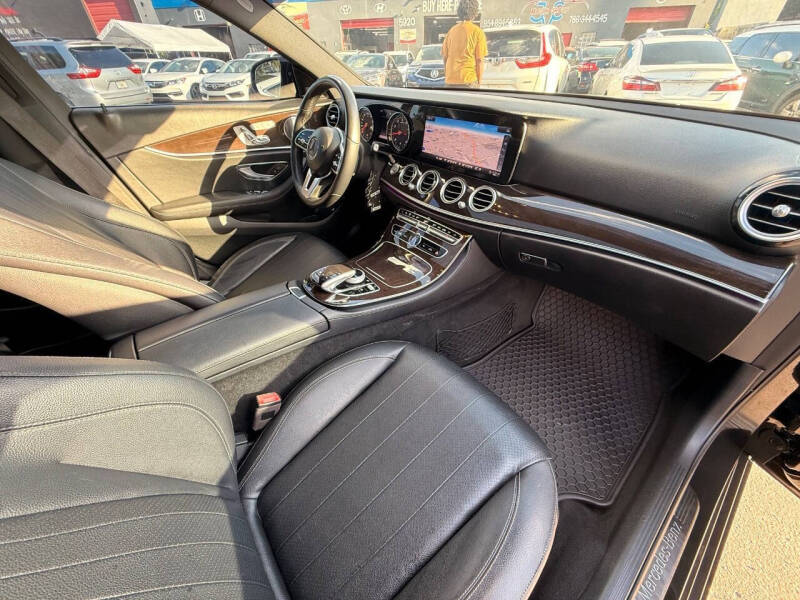 2019 Mercedes-Benz E-Class E 300