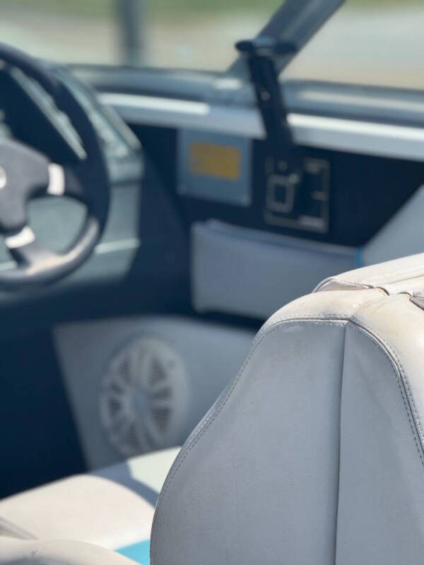 1992 Chaparral 1900SLC