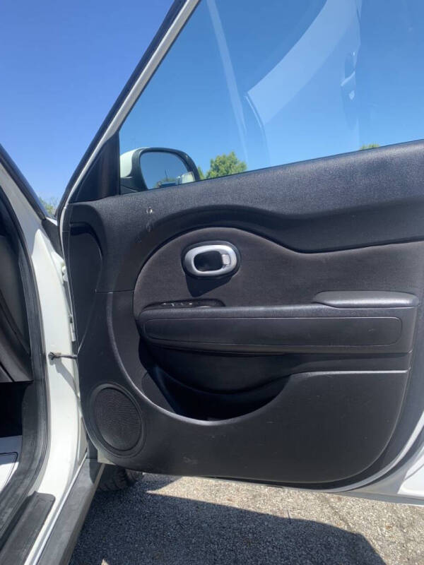 2015 Kia Soul +