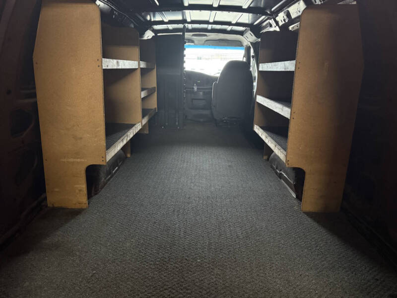 2006 Ford E-Series E-250