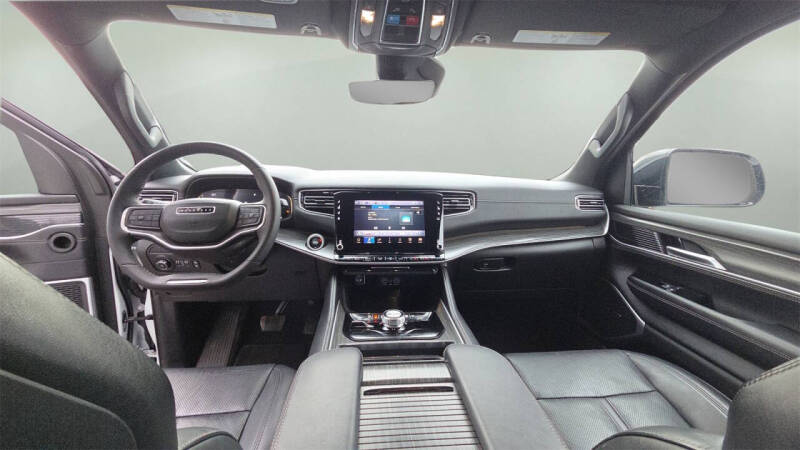 2023 Jeep Wagoneer L Series II