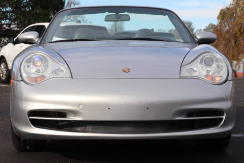 2003 Porsche 911 Carrera 4