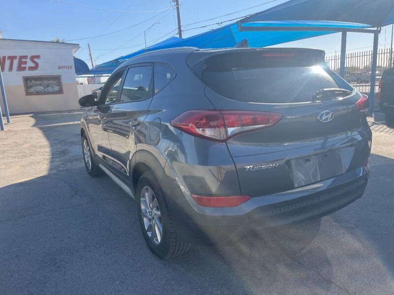 2018 Hyundai Tucson SE