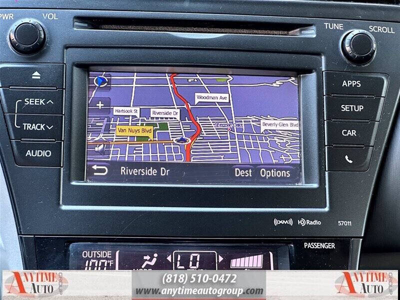 2012 Toyota Prius v Five