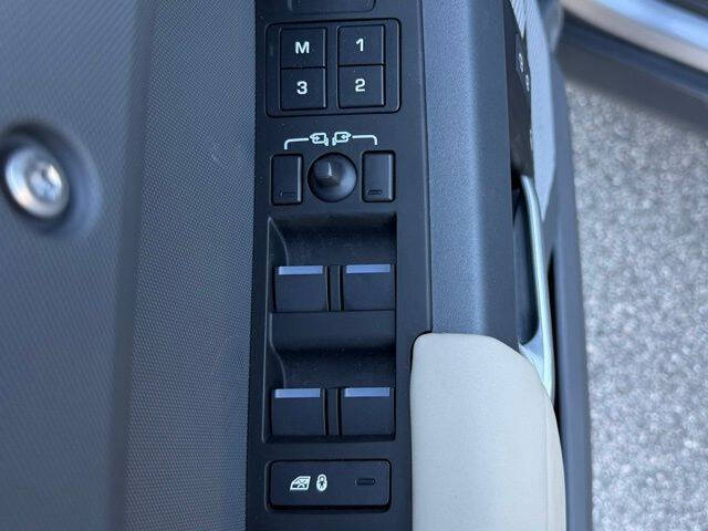 2024 Land Rover Defender 130 P400 X