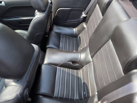 2007 Ford Mustang GT Deluxe