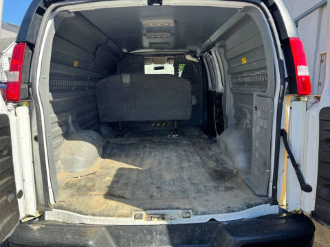 2021 Chevrolet Express 2500