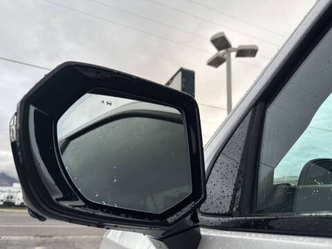 2023 Cadillac Escalade Sport Platinum