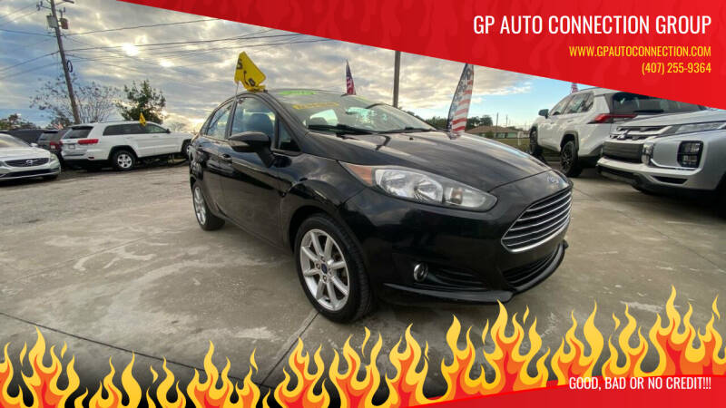 2015 Ford Fiesta SE's photo