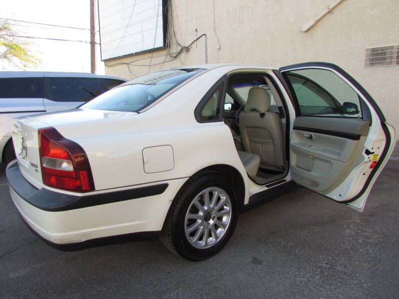 1999 Volvo S80 Base photo 15