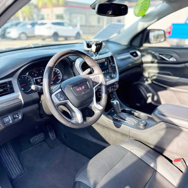 2019 GMC Acadia SLT-1