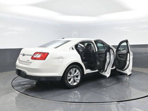 2011 Ford Taurus SEL