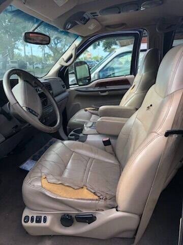 2001 FORD Excursion SUV / Crossover - $1,900
