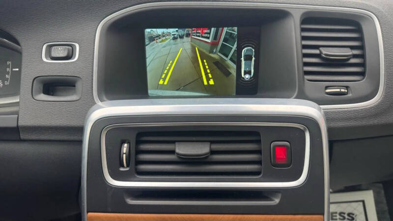 2016 Volvo S60 T5 Inscription Platinum