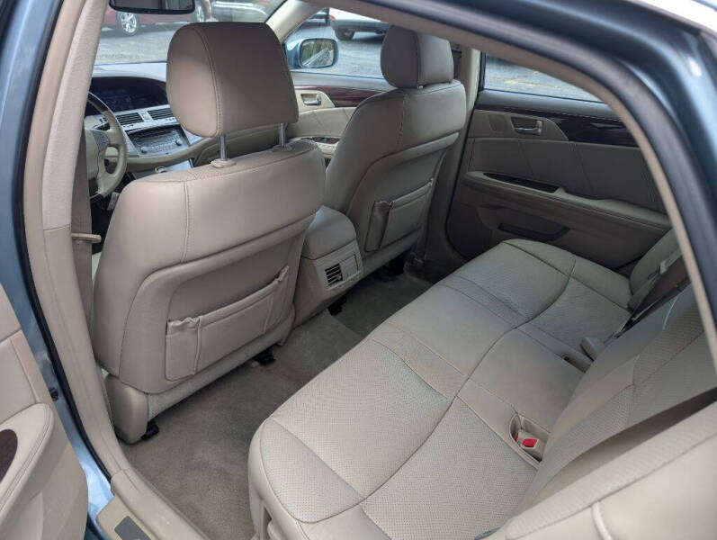 2008 Toyota Avalon XLS
